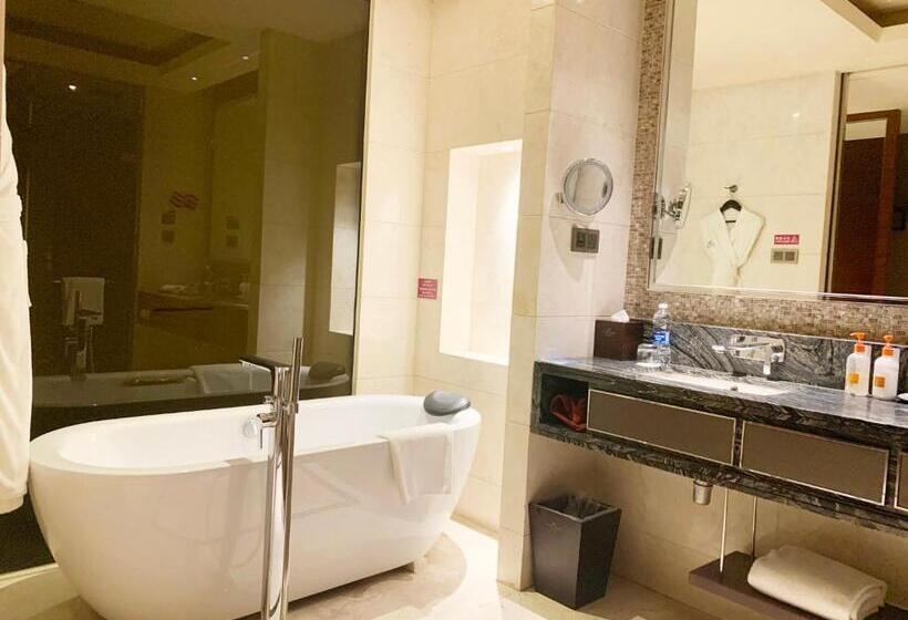 标准间休息室, Crowne Plaza Tianjin Jinnan, An Ihg