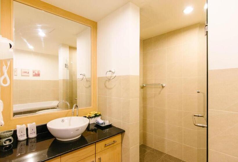 디럭스 주니어 스위트, Searidge Hua Hin Resort & Poolvilla