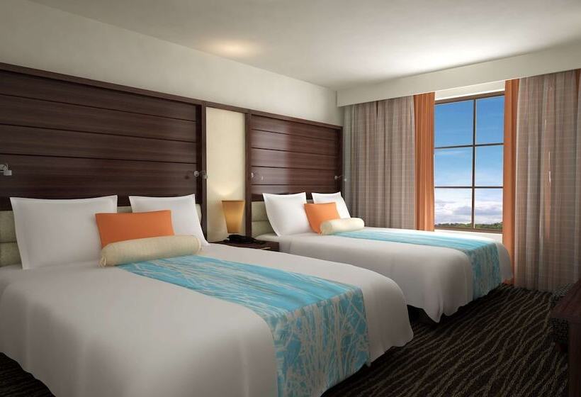 Люкс, Embassy Suites By Hilton Fayetteville Fort Liberty
