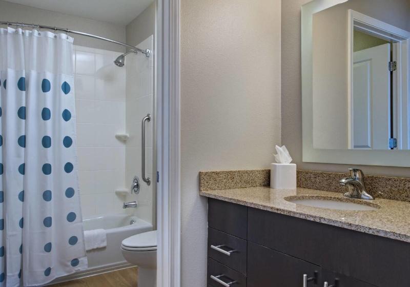 Люкс Кровать Кинг, Towneplace Suites Fayetteville Cross Creek