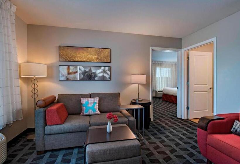 Люкс Кровать Кинг, Towneplace Suites Fayetteville Cross Creek