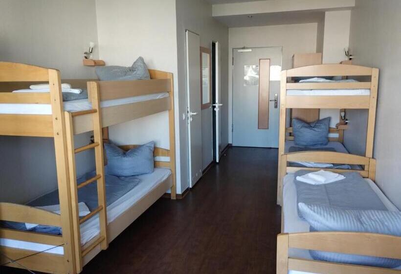 اتاق پنج‌تخته استاندارد, Acama Hotel & Hostel Kreuzberg