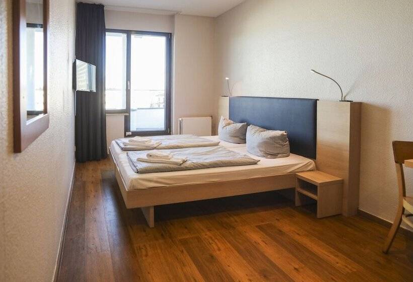 اتاق استاندارد یک نفره, Acama Hotel & Hostel Kreuzberg