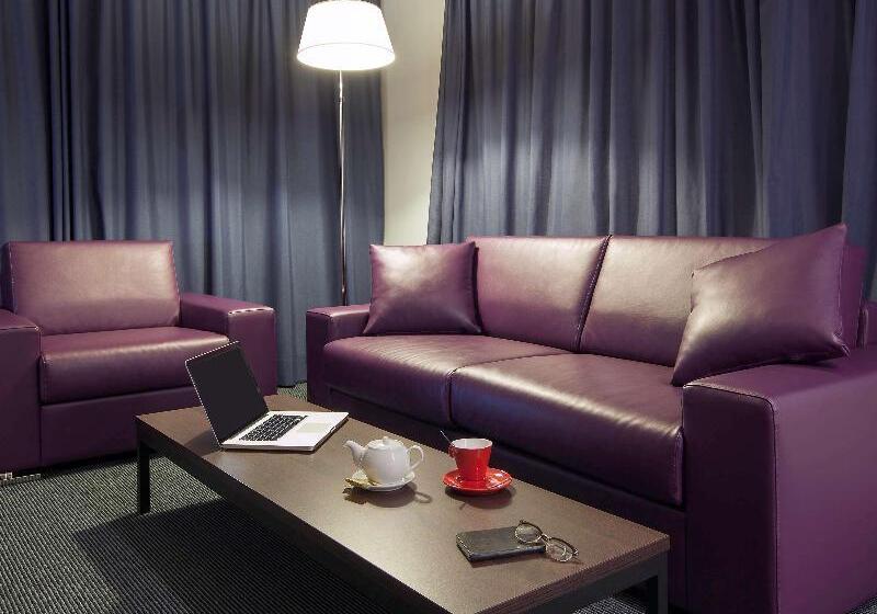 סוויטת ג'וניור מיטת קינג, Ibis Styles Roma Eur