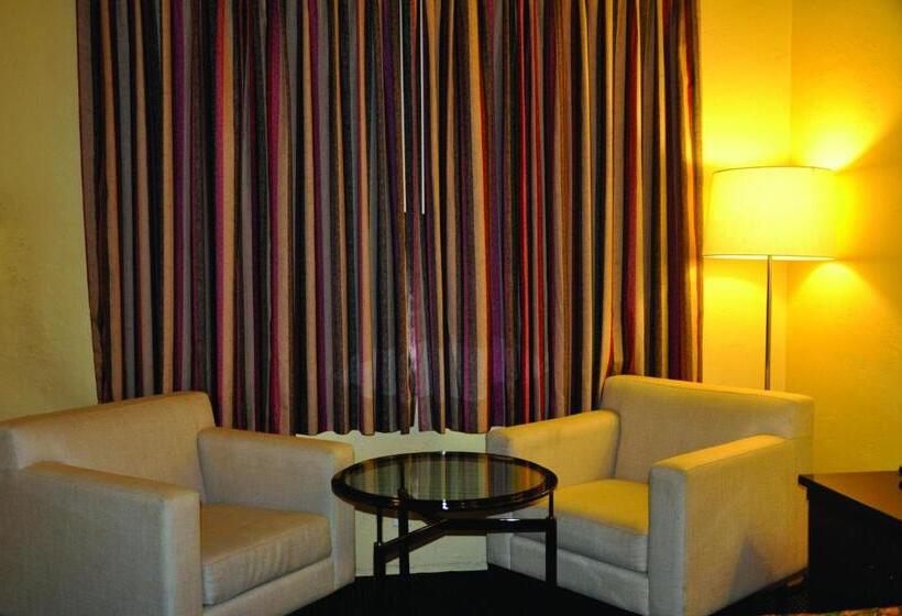 Стандартный Номер Кровать Кинг, Travelers Inn Manteca