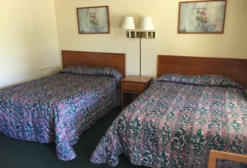 Номер Стандарт 2 Двуспальные Кровати, Elmwood Motor Lodge