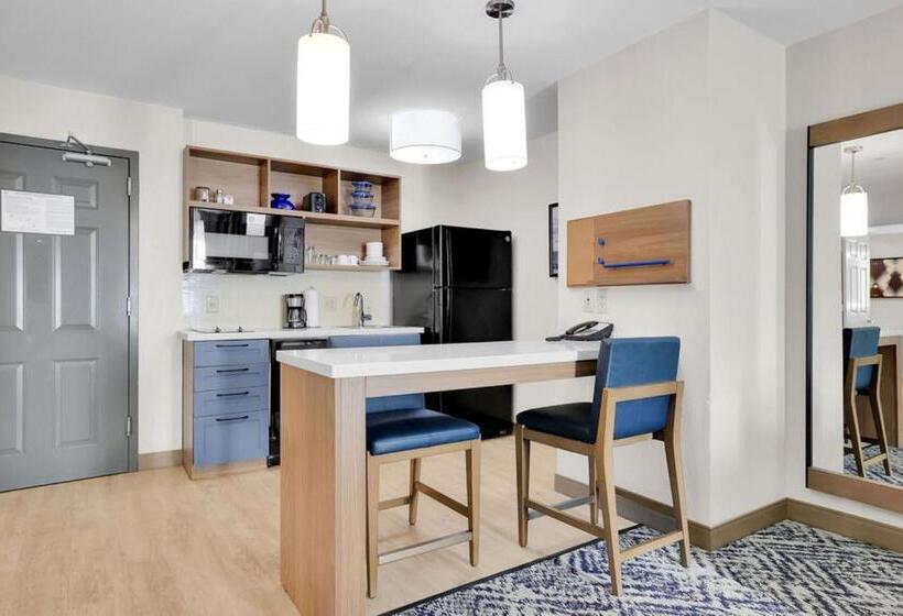 스탠다드 스튜디오, Candlewood Suites Atlanta West I 20, An Ihg