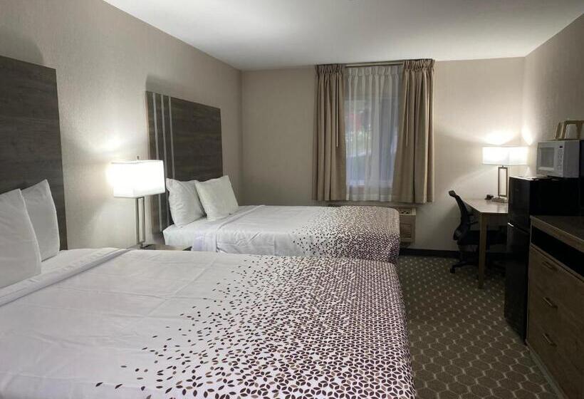 Номер Стандарт, Dillon Inn
