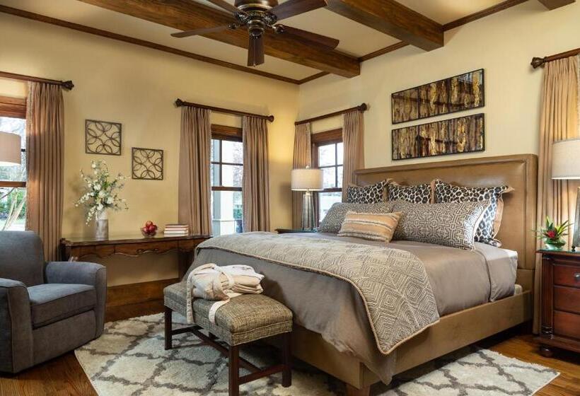 Номер Deluxe Кровать Кинг, Inn On Lake Granbury