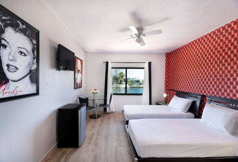 标准间, Notebook Miami Beach