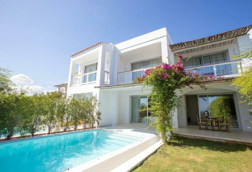 Люкс с Бассейном, Destino Pacha Ibiza