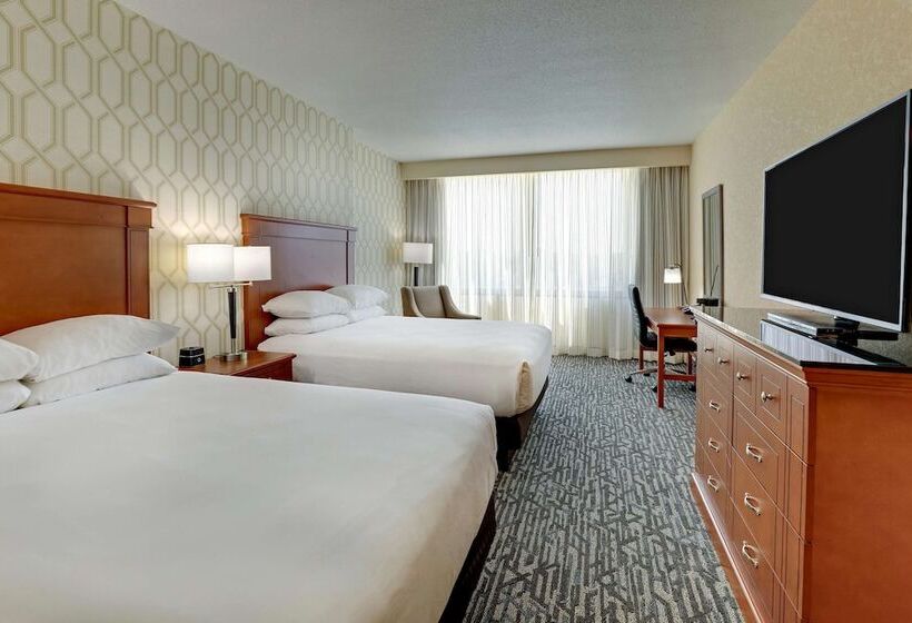 适用于残疾人士的豪华房间, Drury Plaza Hotel Nashville Franklin