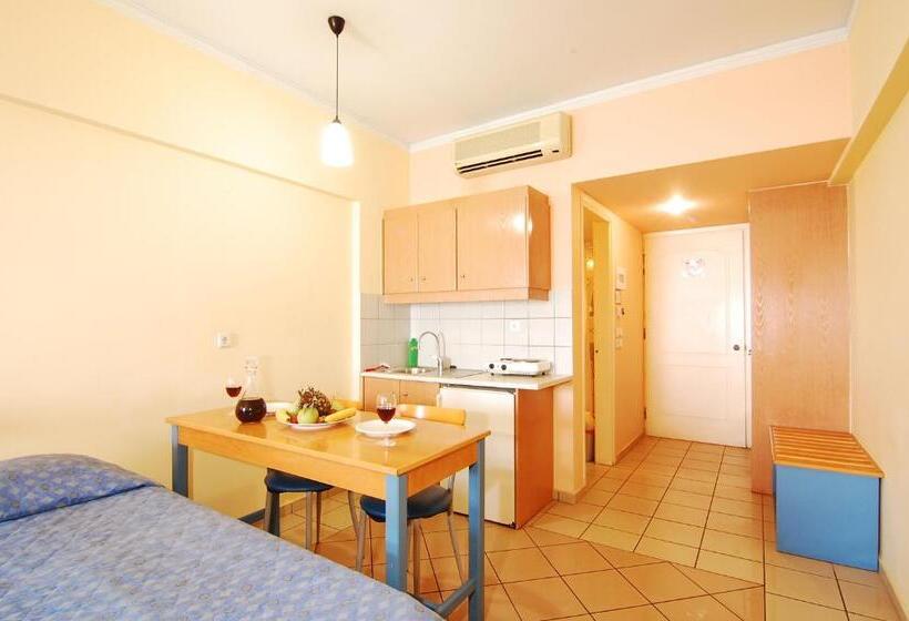 Escritório Estándar, Medusa Apartments