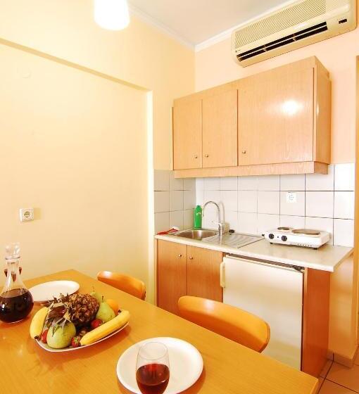 스탠다드 스튜디오, Medusa Apartments