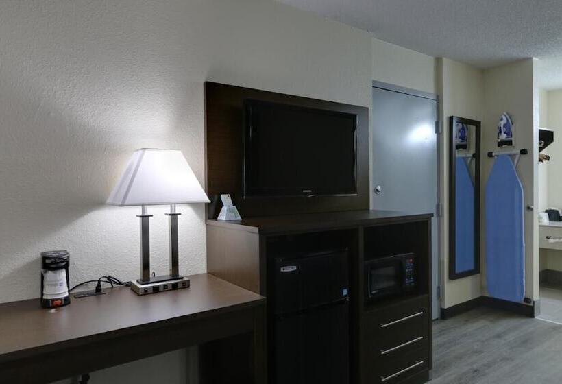 Номер Deluxe, Baymont By Wyndham Ridgeland I95