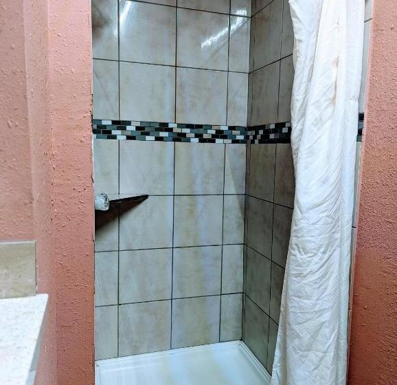 Люкс, Residents Suites Liberty