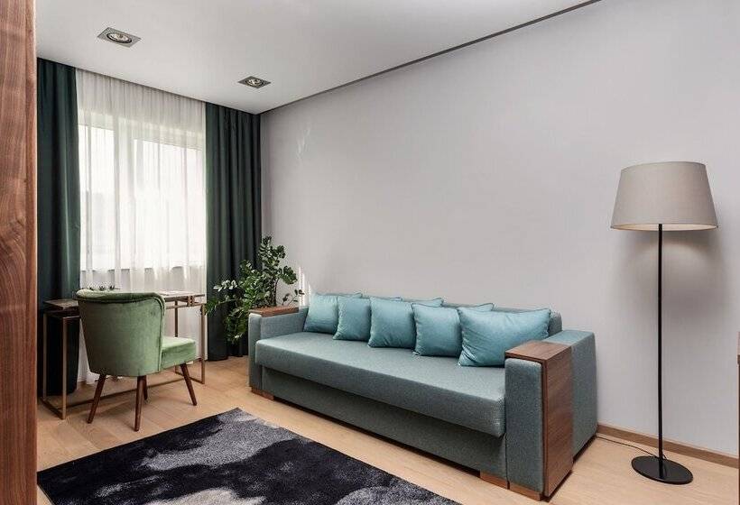 1 Bedroom Apartment, River Park