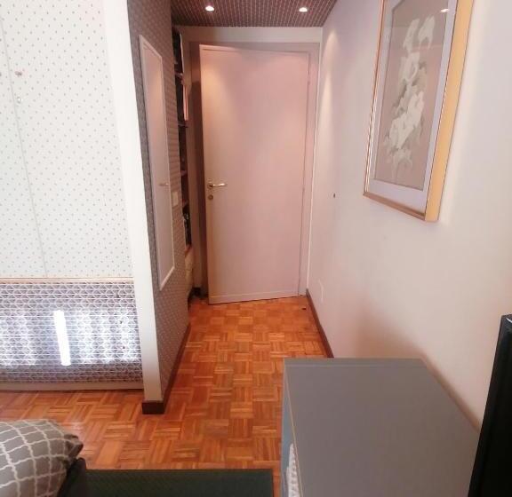 اتاق استاندارد یک نفره, B&b Buon Cammino Tuscia Viterbo