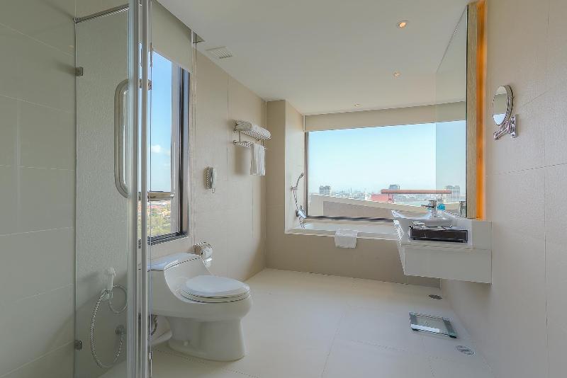 Номер Deluxe с Террасой, Cape Dara Resort