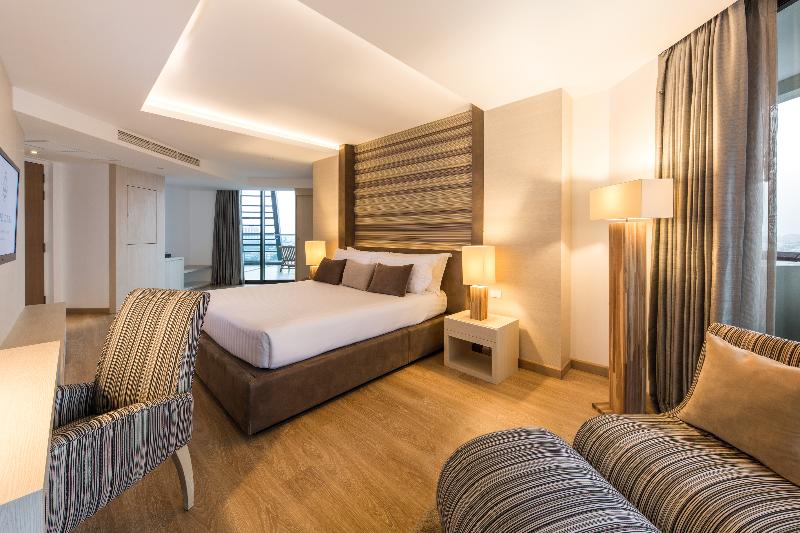 Номер Deluxe с Террасой, Cape Dara Resort