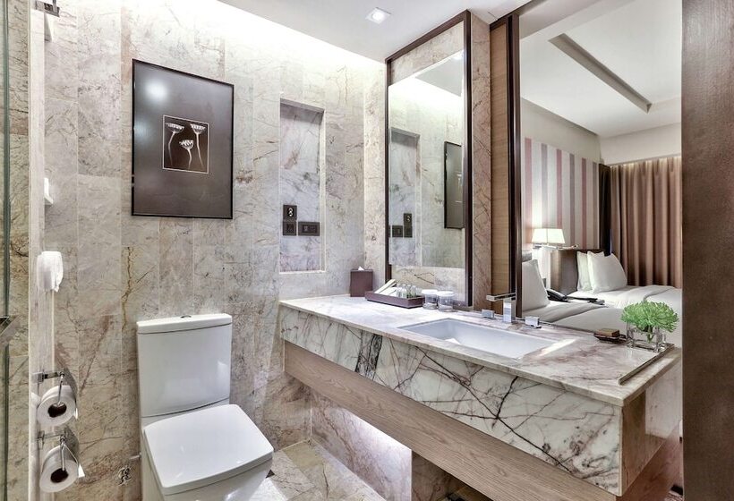 豪华房间, Doubletree By Hilton Sukhumvit Bangkok