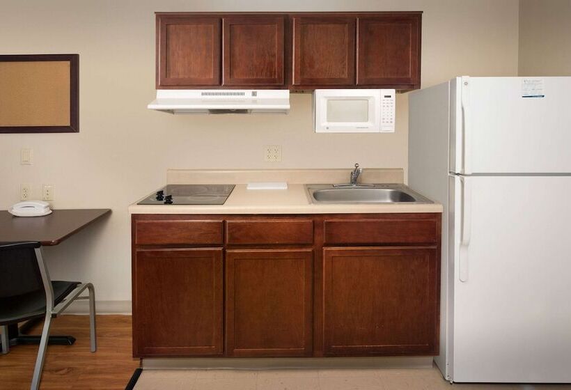 Номер Стандарт 2 Двуспальные Кровати, Woodspring Suites Topeka