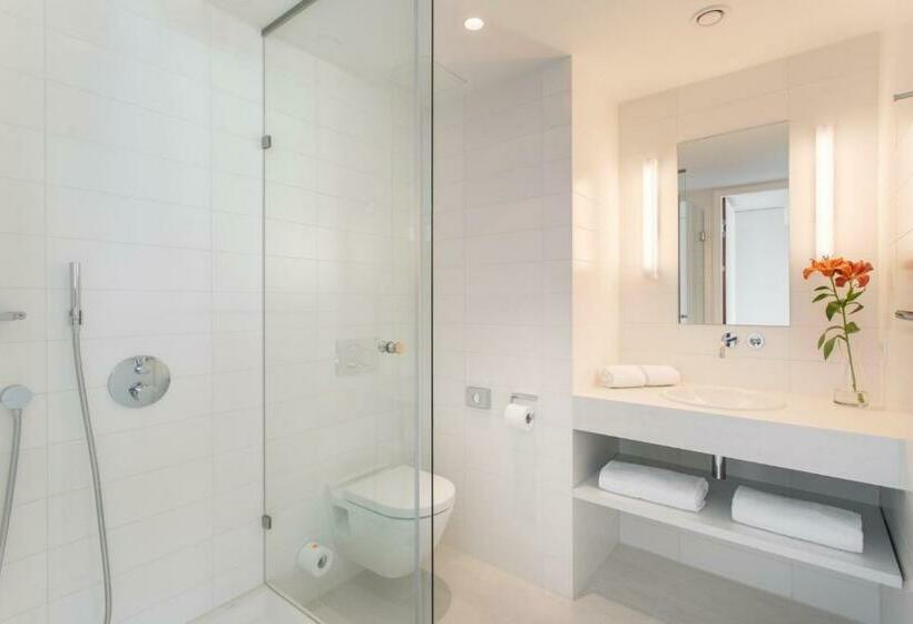 Suite, Room Mate Aitana