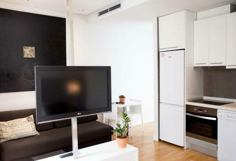 إستوديو قياسى, Mon Suites Catedral