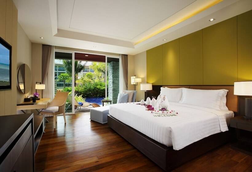 Номер Премиум, Graceland Khaolak Beachfront Resort