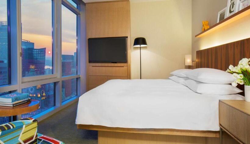 스탠다드 룸 킹사이즈 침대, Hyatt Centric Times Square New York