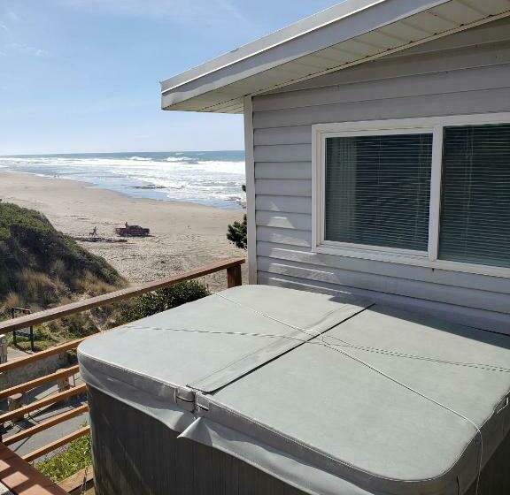 침실 1개 주택, Seagull Beachfront Inn
