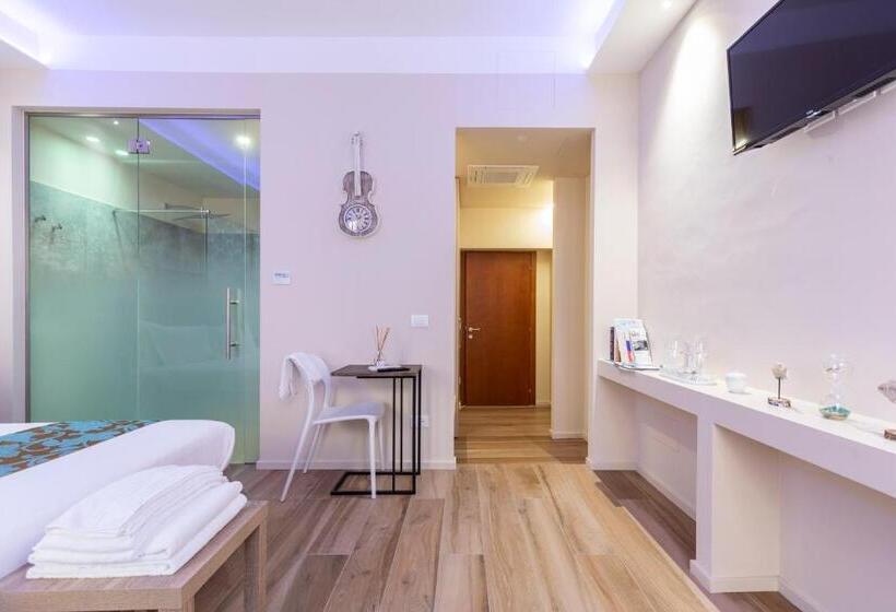 اتاق لوکس, La Romantica Camere E Wellness