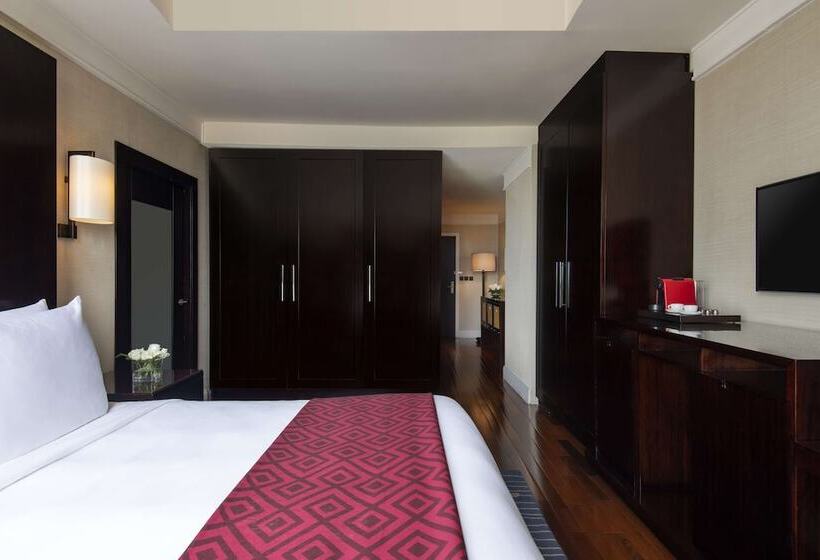 Полулюкс Вид на Город, Kempinski Hotel Gold Coast City