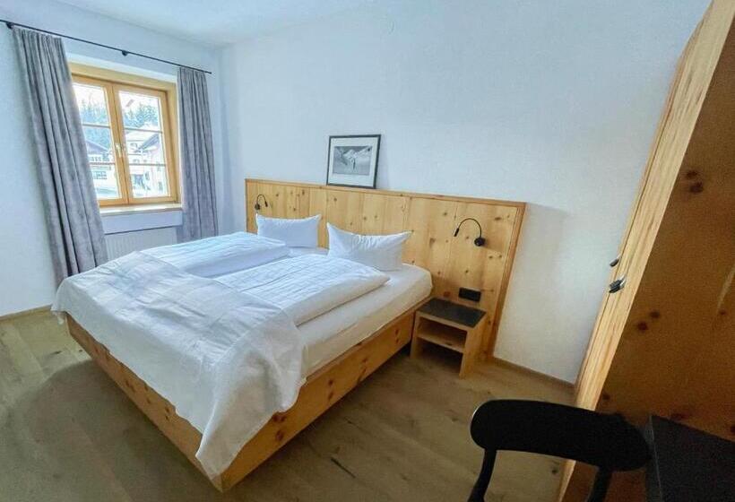 Номер Комфорт, Posthotel Lechtal
