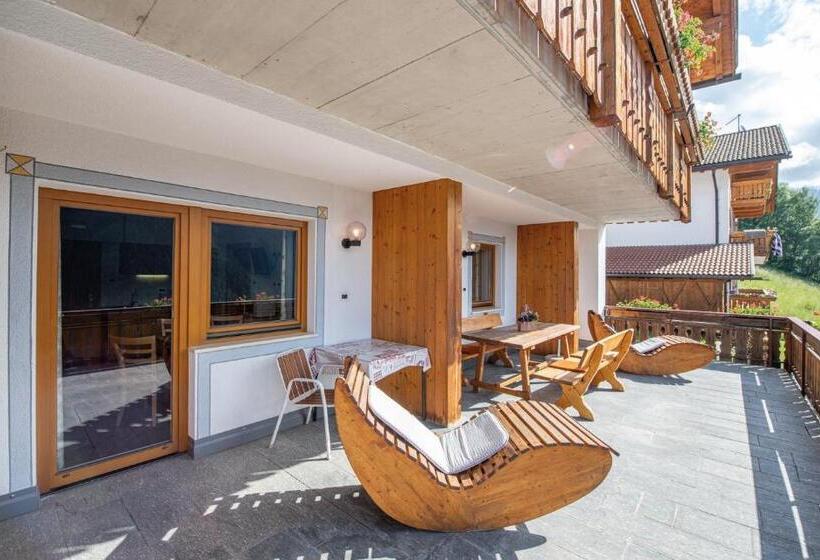 テラス付き１ベッドルームアパートメント, Mountain Residence Alpenhof   Company Hotel Alpenhof Kg Sas Der Gasser Renate