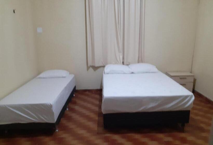 Family Suite, Hostel Parquelândia
