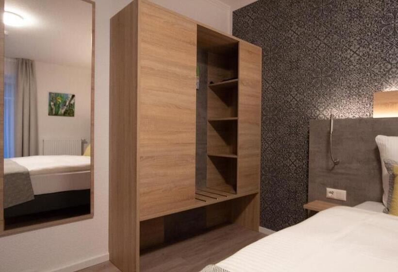 Номер Стандарт Адаптированный для Инвалидов, Central Hotel Wagenfeld