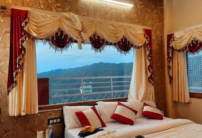 Номер Стандарт, The Ranikhet Continental
