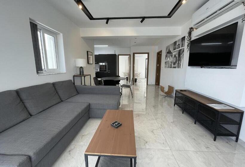 اتاق استاندارد با سرویس بهداشتی مشترک, Casa Leon Malta