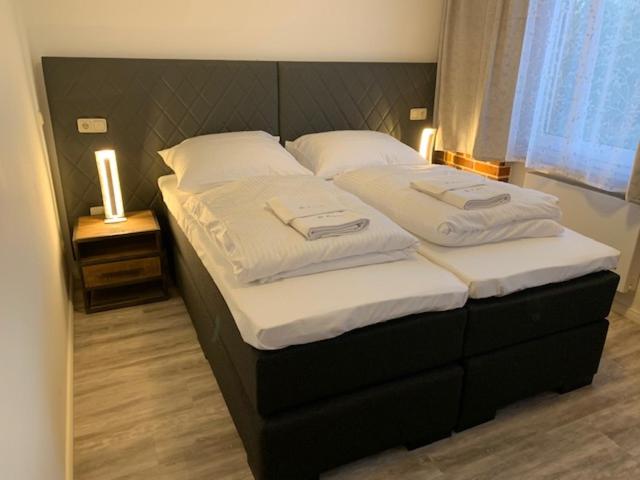 חדר סטנדרט, Haus 8