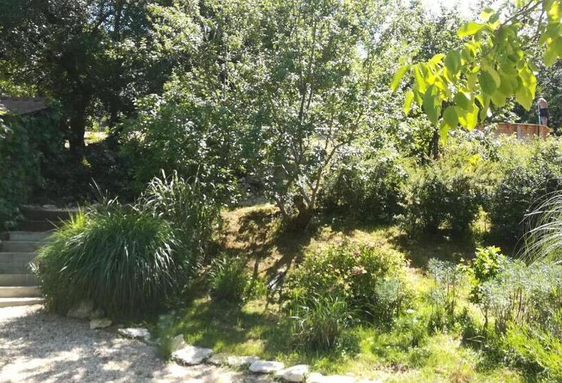 Люкс, La Source