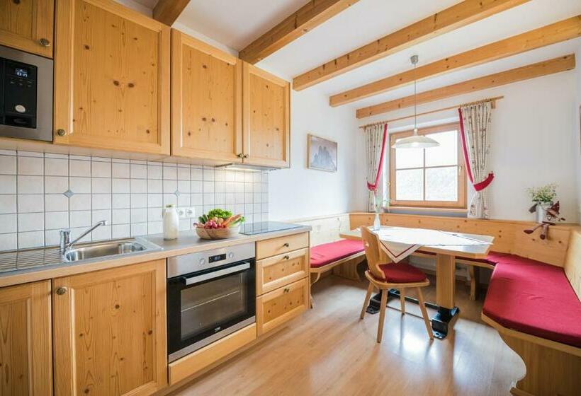 Апартаменты 1 Спальня с Видом, Klaudehof
