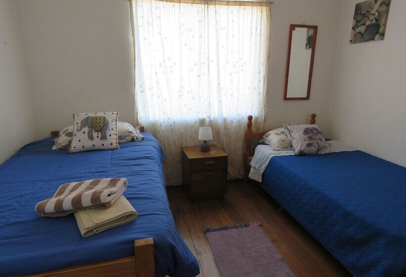 اتاق استاندارد با سرویس بهداشتی مشترک, Hostal Mirenart