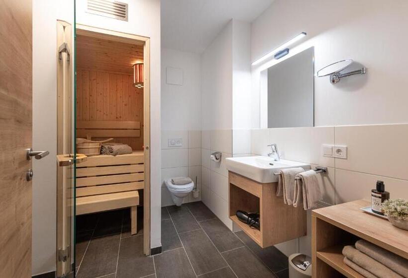 Апартаменты Superior 1 Спальня, Alpenparks Hotel Montana Matrei