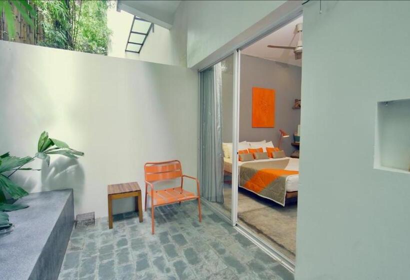 اتاق لوکس با چشم‌انداز باغ, Rambutan Resort – Phnom Penh