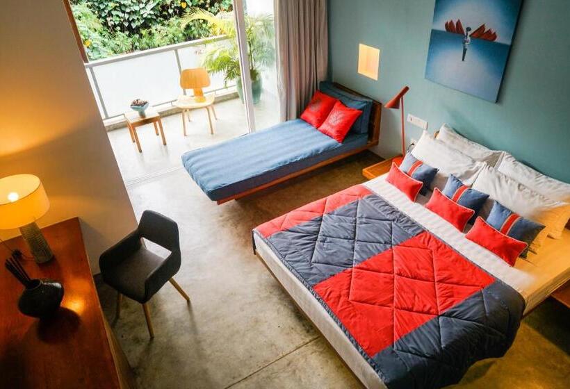 اتاق لوکس با چشم‌انداز استخر, Rambutan Resort – Phnom Penh