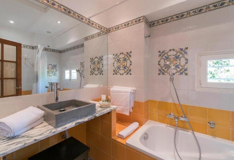 Трехместный Номер Superior, Villa Roseraie