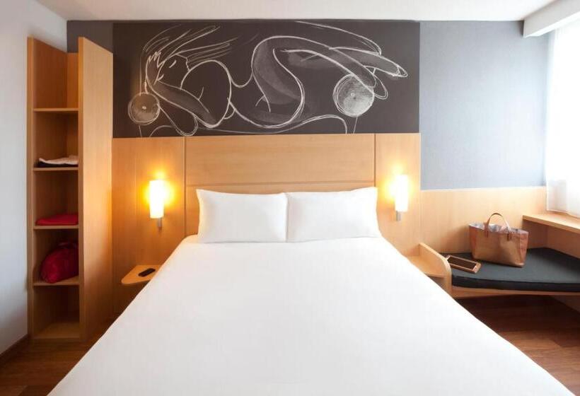 Номер Стандарт, Ibis Edinburgh Centre South Bridge – Royal Mile