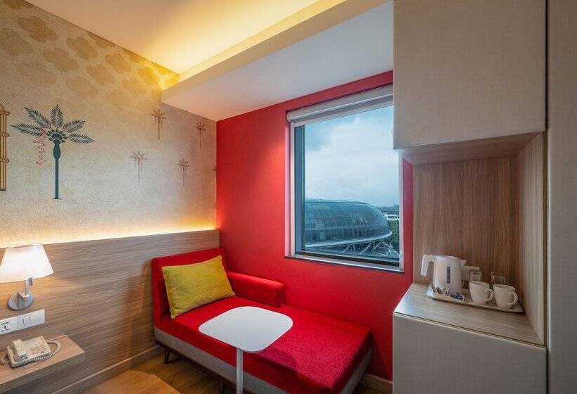 Номер Superior, Ibis New Delhi Aerocity   An Accor Brand