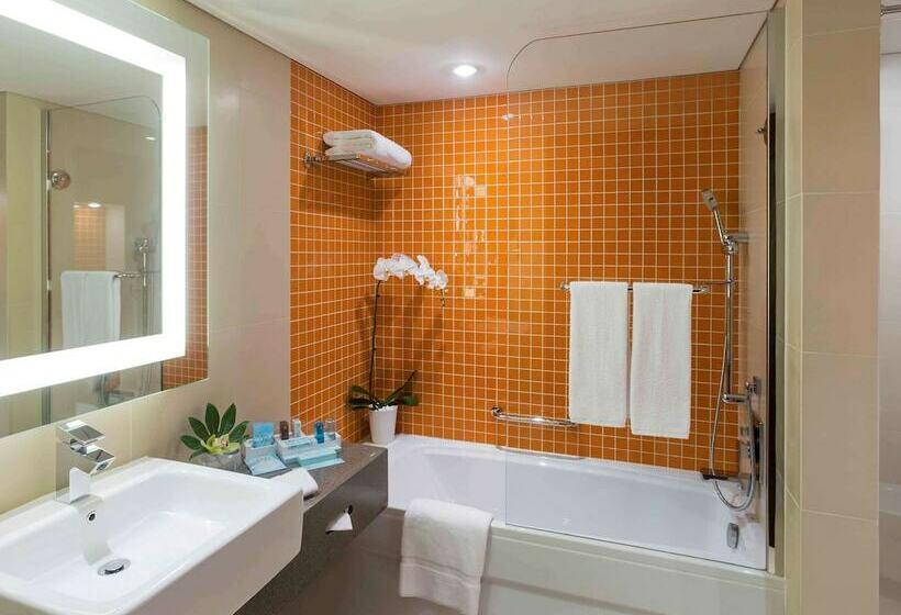 Люкс 2 Спальни, Novotel Dubai Al Barsha